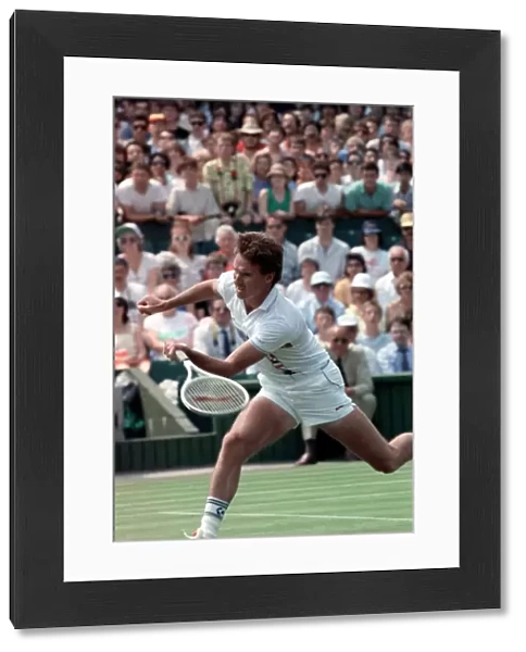 Wimbledon. Jimmy Connors. June 1988 88-3372-006