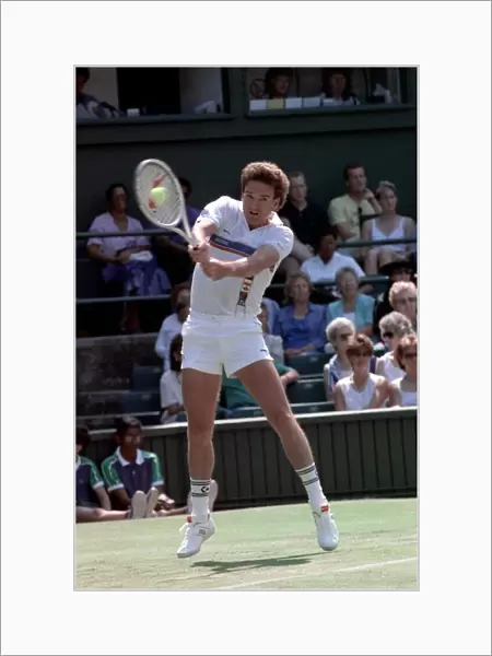 Wimbledon. Jimmy Connors. June 1988 88-3372-026