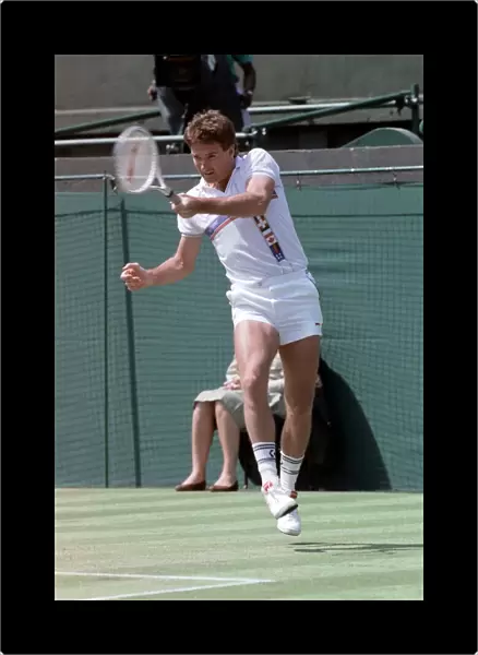 Wimbledon. Jimmy Connors. June 1988 88-3372-017