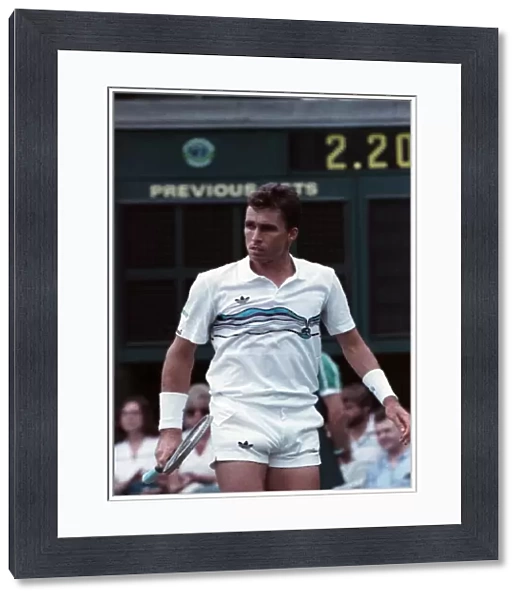 Wimbledon. Ivan Lendl v. Darren Cahill. June 1988 88-3342-001