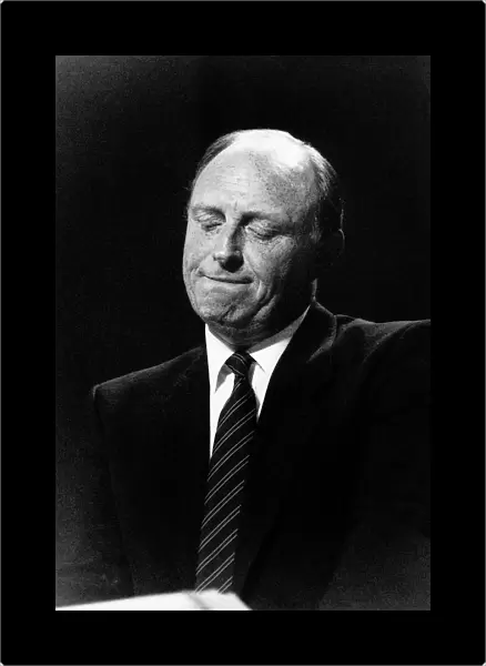Neil Kinnock the labour minister in bournemouth