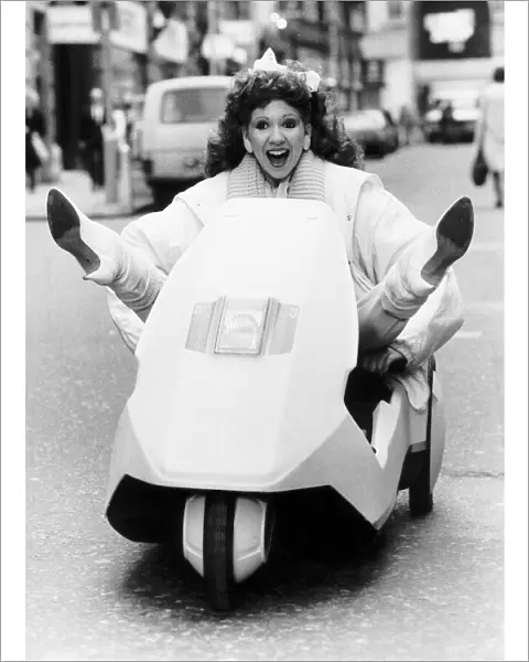 Bonnie Langford Actress driving a Sinclair C5 Motor Cars February 1985