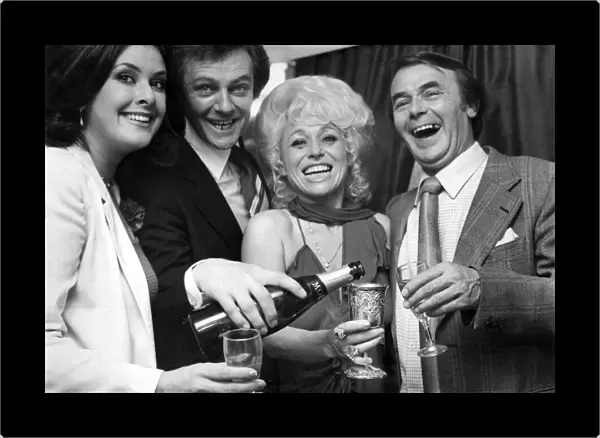 Barbara Windsor back stage at the Blackpool theatre celebrating with other members of