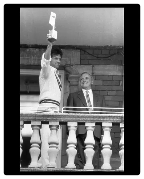 Pakistan in England, May  /  August 1987 (5 Tests) Imran Khan celebrates winning