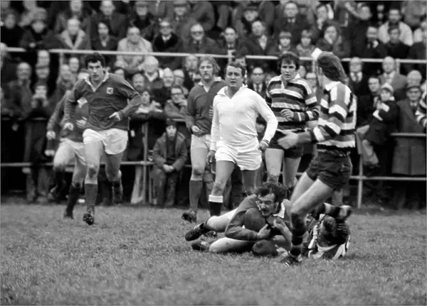 Rugby: London Welsh vs. Bath. January 1977 77-00102-019