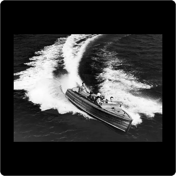 Golden Arrow speedboat at Hastings, St Leonards. 30th August 1936