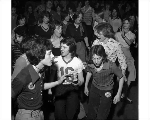 Wigan Casino dancers 1975 Northern soul disco