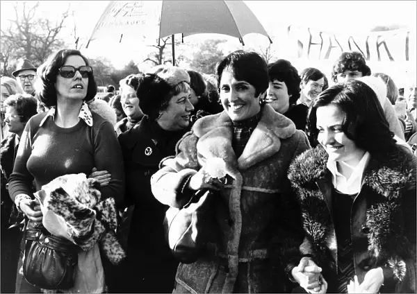 Betty Williams and Joan Baez American folk singer famous for protest songs anti-Vietnam