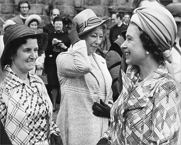 Queen Elizabeth II chats to Hexham Abbeys 'Mrs Mopp'