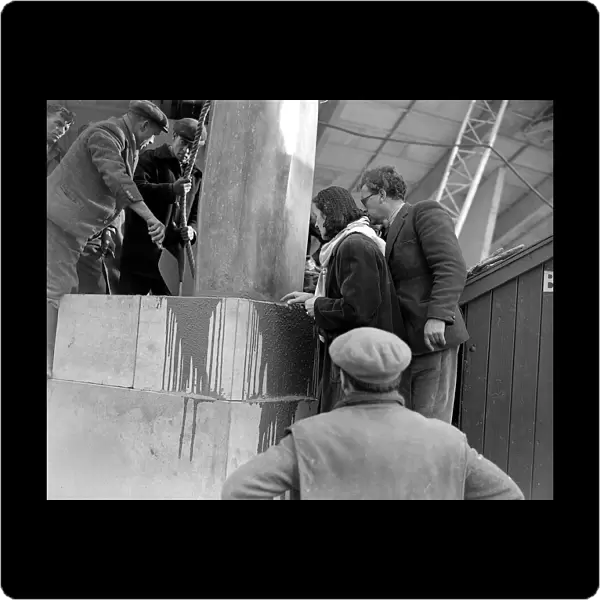 Barbara Hepworth Artist and Sculpturer - March 1951 supervising the erection of her