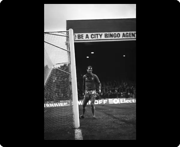 Manchester City 4 v. Swansea 0. November 1981 MF04-01-024