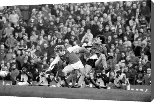 Arsenal 2 v. Derby County 0. Division 1 football January 1980 LF01-05-059