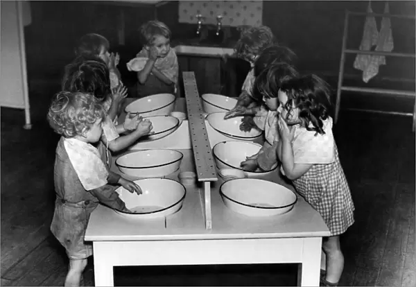 Young children learn to wash & clean themselves 5th November 1943