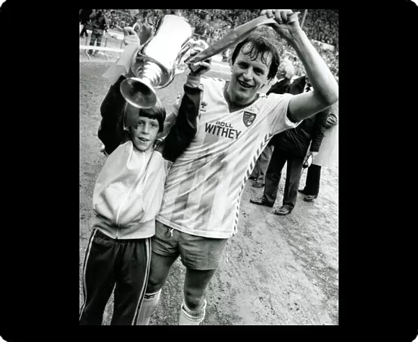 1985 Milk cup Final at Wembley Stadium. Norwich City 1 v Sunderland 0