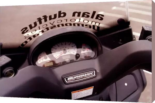Suzuki Burgman 400 motorbike June 1999 dials