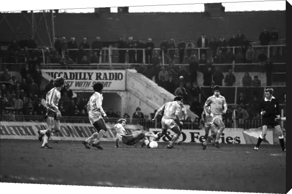 Manchester City 6 v. Norwich City 0. F. A Cup. January 1981 MF01-15-099