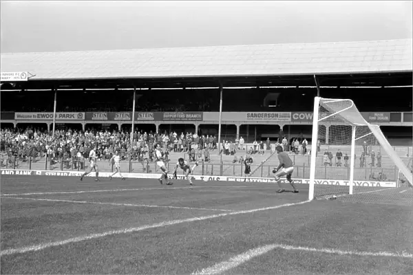 Blackburn Rovers 4 v. Newcastle United 1. Division 1 Football. May 1982 MF07-08-030