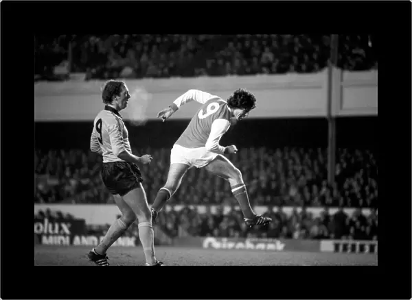 Division 1 football. Arsenal 1 v. Wolves 0. December 1980 LF05-31-047