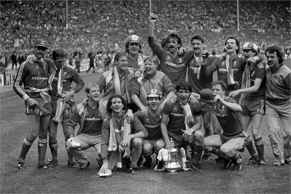 Liverpool FC after winning the FA Cup 1986 Liverpool v Everton at Wembley