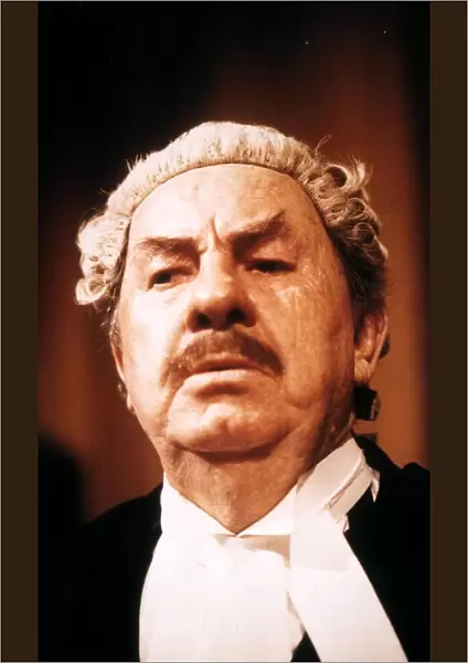 Leo Mckern the actor from Rumpole and the Bailey A©Mirrorpix