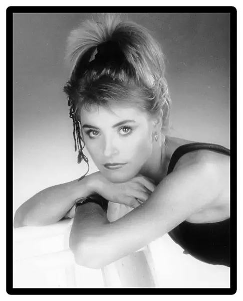 Amanda Donohoe Actress - February 1987 Dbase