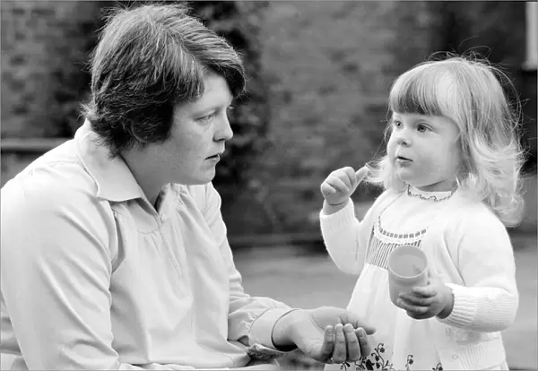 Louise Brown - test tube baby - May 1980 And her mother Lesley Brown at home in