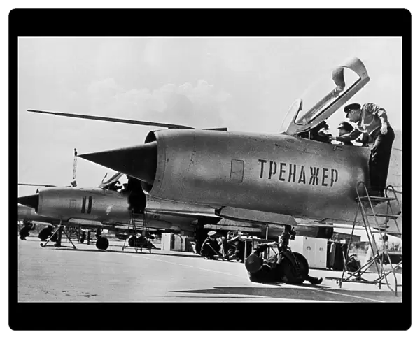 Vietnamese cadet pilots seen here during their training on the MiG-21PFL