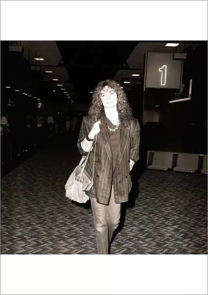 Jacqueline Bisset actress arrives at Heathrow Airport, July 1987