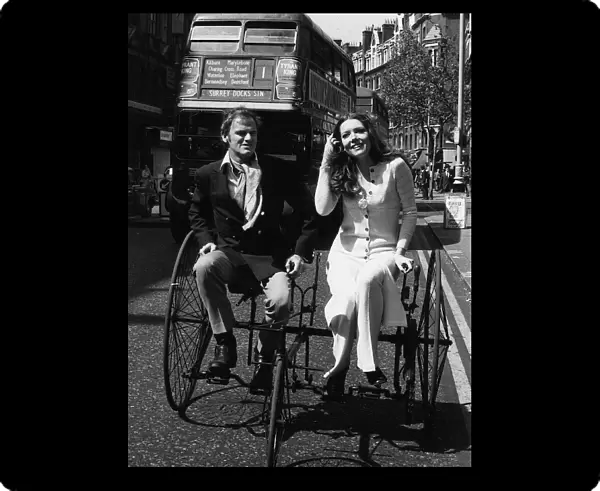 Actress Diana Rigg and Kieth Michell in Charing Cross Road in London 1970