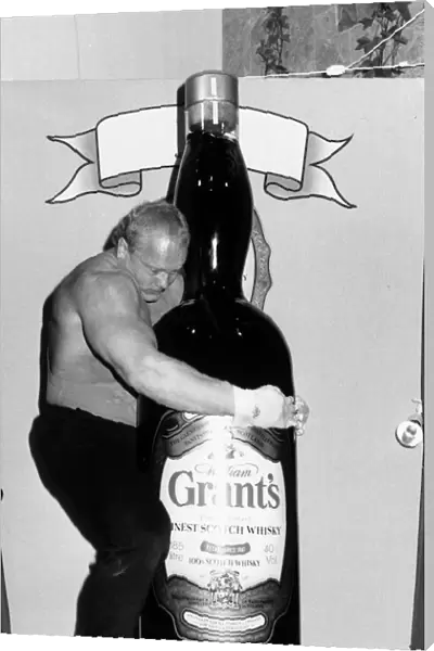 Jon Pal Sigmarrson with Worlds biggest whisky bottle 1987