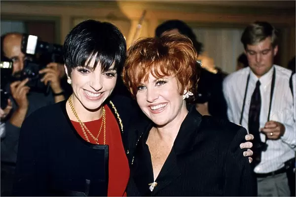 Liza Minnelli Actress Singer With Her Sister Lorna Luft At The Variety Club Tribute To