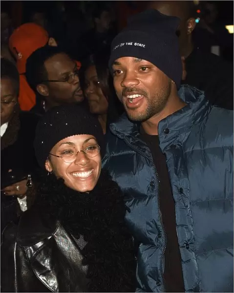 Actor Will Smith & wife arriving at the Odeon in Dec 1998 Leicester Square