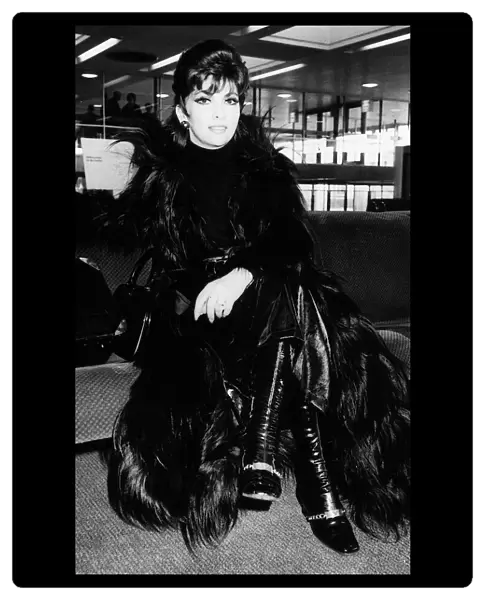 Gina Lollobrigida Italian actress at Heathrow airport 1970