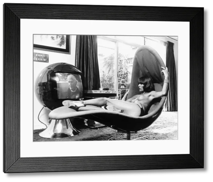 Framed Print : Fiona Richmond in her London Flat Print 1976 Framed Print : Fiona Richmond in her London Flat Print 1976