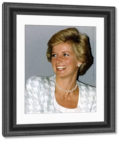 Princess Diana Patron of the British Lung Foundation at the fifth anniversary to speak