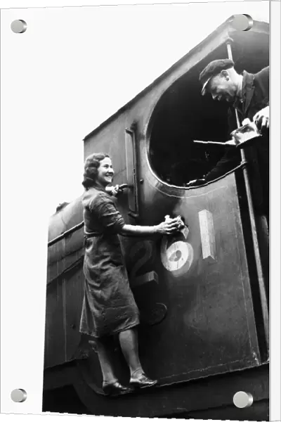 WW2 Women Engine Cleaners at work
