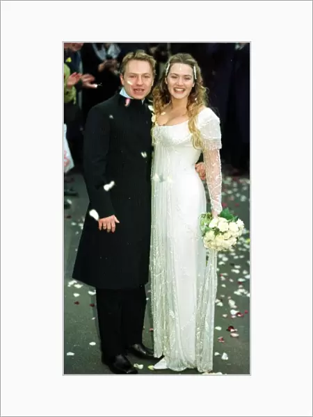 Actress Kate Winslet and Jim Threapleton November 1998 after their surprise wedding at