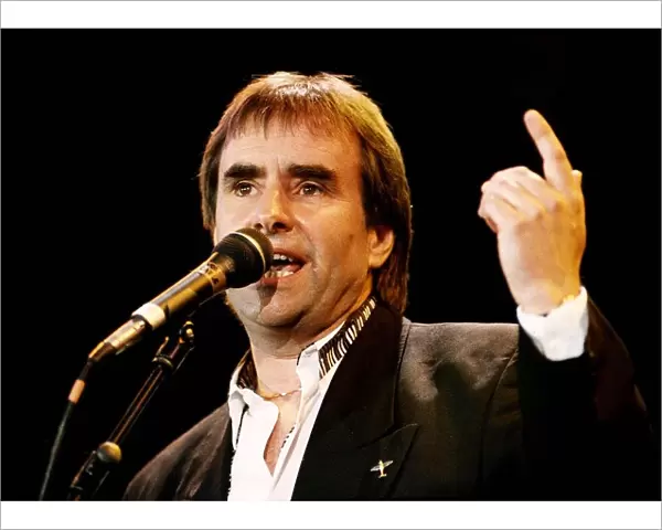 Chris De Burgh singer and songwriter performing at the Kurdism Concert in 1991