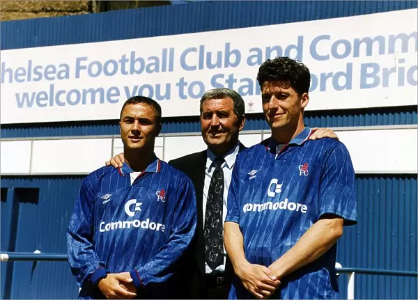Dennis Wise with his Chelsea Manager Bobby Campbell and Team mate Sandy Townsend
