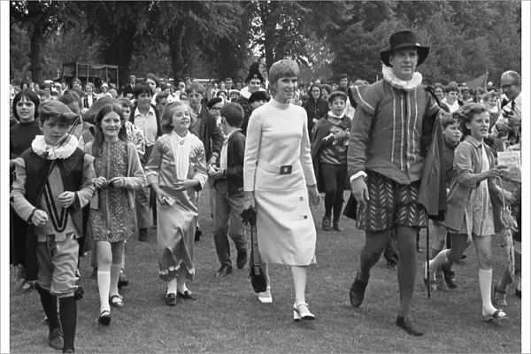 Actress Wendy Craig paid a visit to Warwick to open the Emscote Lawn School Elizabethan