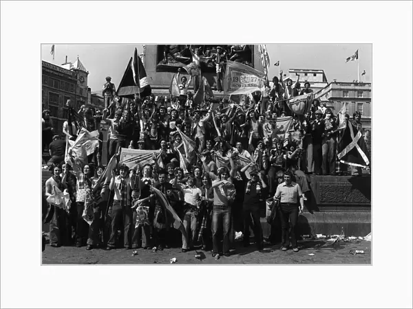 Scottish football fans in Trafalgar Square, June 1977