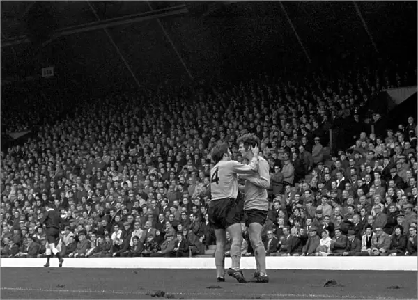 Sport: Football: Liverpool v. Southampton. Action from the match. October 1969 Z10377-004