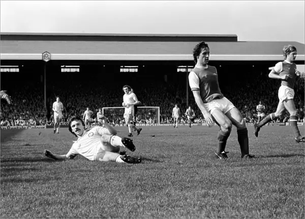 Division One Football 1980  /  81 Season. Arsenal v Leeds United Highbury