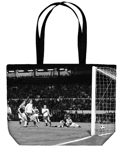 European Cup Winners Cup Final Anderlecht 4 v. West Ham 2 6th April 1976