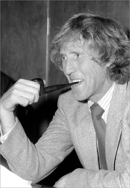 Rod Hull seen here taking a rest from emu at the opening of the Winchester Homecraft