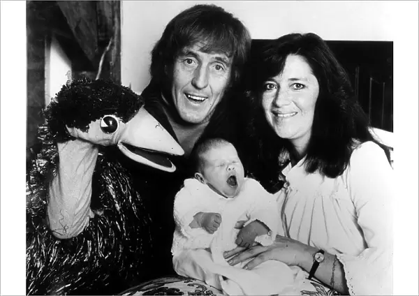 Rod Hull Rod Hull and Emu Comedian with Family