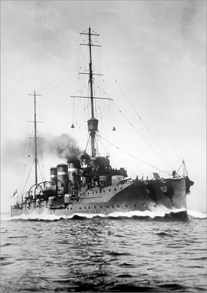 The Royal Navy Cruiser HMS Glasgow which part in the Battle of Coronel on the 1st