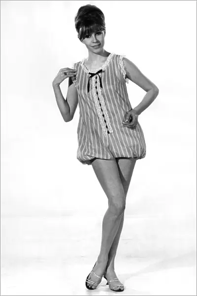 Clothing Fashion 1965: Model Barbara Ray. May 1965 P021548