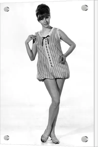 Clothing Fashion 1965: Model Barbara Ray. May 1965 P021548