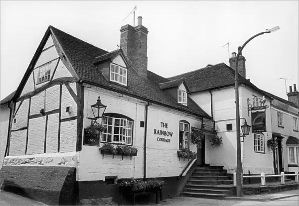 Photograph of the front etrance at The Rainbow Courage (The Rainbow Inn) 29th August 1987